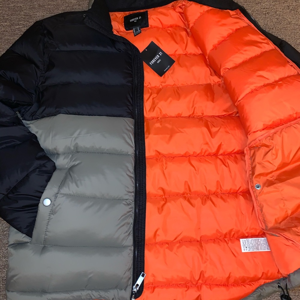Puffer Jacket - Picture 2 of 4